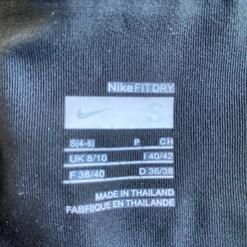 Nike pants & tank top - Picture 14 of 15